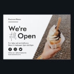 Pancarte Moderne Extérieur Sortir Livraison Ouvert<br><div class="desc">// Faites savoir à vos clients que vous êtes toujours ouvert aux affaires. Ajoutez votre propre photo, personnaliser texte et changez les couleurs du texte et des icônes pour correspondre à votre marque. // Note : la photo utilisée est une image de réserve uniquement. Vous devrez remplacer par votre propre...</div>