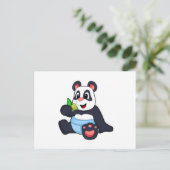 Panda als baby met bamboe briefkaart (Staand voorkant)