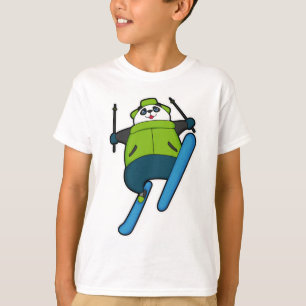 Panda als skijumper met skiën t-shirt