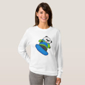 Panda als Snowboarder met Snowboard T-shirt (Voorkant volledig)