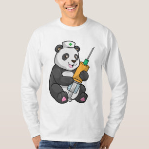 Panda als verpleegster met spuit t-shirt