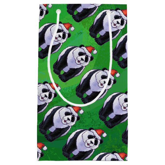 Panda-Beer in Santa Hat op groen Klein Cadeauzakje (Voorkant)