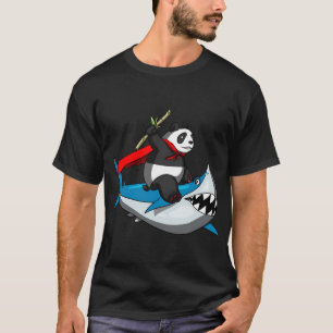 Panda Beer rijdt op haai T-shirt