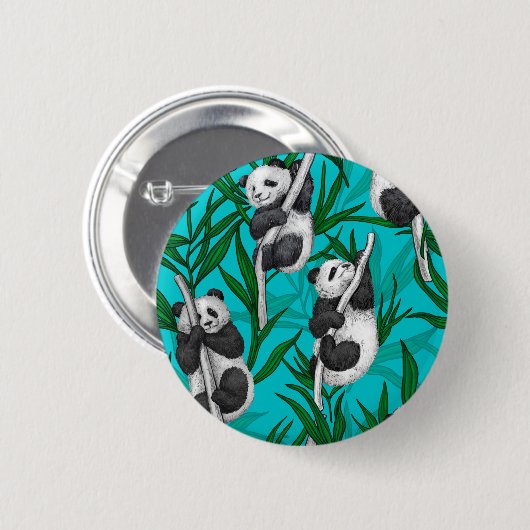 Panda cubs over turkooizen ronde button 5,7 cm (Voorkant /achterkant)