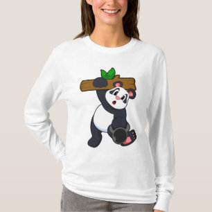 Panda met hout op sterktetraining t-shirt