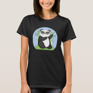 Panda met zonnebril dansen in bamboe panda t-shirt