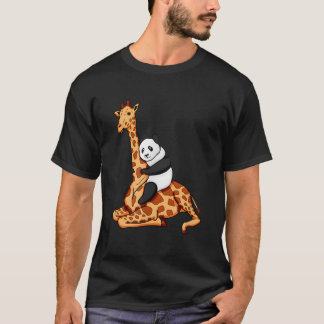 Panda rijdt op giraffe t-shirt