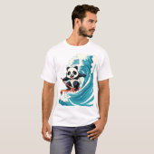 Panda Surfing a Wave T-Shirt - Fun Surfing Panda (Devant entier)