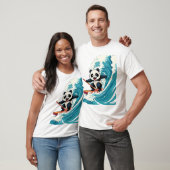 Panda Surfing a Wave T-Shirt - Fun Surfing Panda (Unisexe)