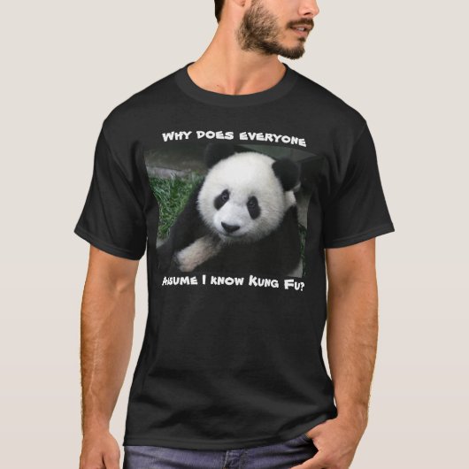 Panda weet niet dat Kung Fu shirt donker is (Voorkant)