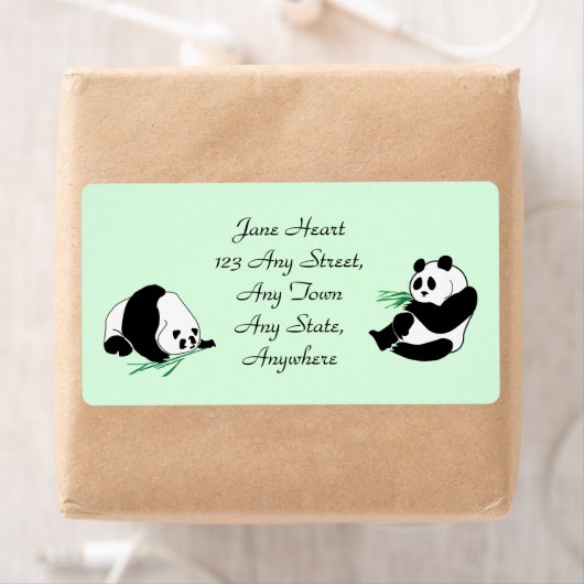 Pandas mignonnes avec pousses de bambou Étiquettes (En situation)