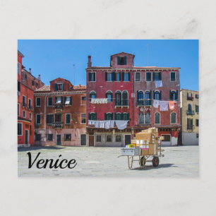 Panier avec boîtes à Venise Carte postale