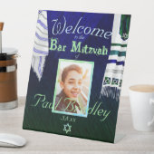 Panneau bleu foncé Mitzvah avec châles de prière (In SItu)