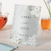 Panneau de cartes et de cadeaux en dentelle floral (In SItu)