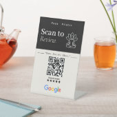 Panneau de code QR en noir et blanc à examiner (In SItu)