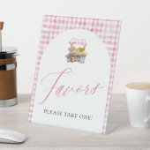 Panneau de faveurs de gingham rose tout juste sort (In SItu)