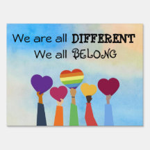 Panneau de la cour We All Belong 18 x 24