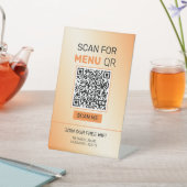 Panneau de piédestal à fond orange et beige (In SItu)