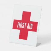 Panneau de piédestal - Croix Rouge des premiers se (Recto)