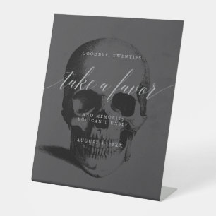 Panneau de piédestal de faveur pour la mort à mes