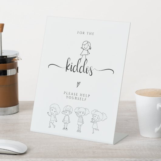 Panneau Mariage minimaliste moderne Kiddos Table (In SItu)