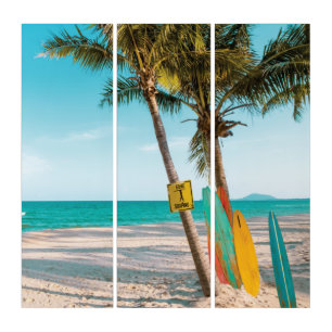 Panneaux de surf sur la plage lancer oreiller