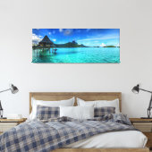 Panorama van een bungalow in Bora-Bora Canvas Afdruk (Insitu (Slaapkamer))