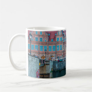 Panorama van typische kleurrijke decoratieve midde koffiemok