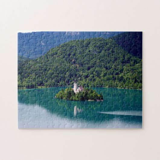 Panoramisch uitzicht van het Bled-meer met de pelg Legpuzzel (Horizontaal)
