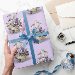Pansy Basket on Paars Cadeaupapier