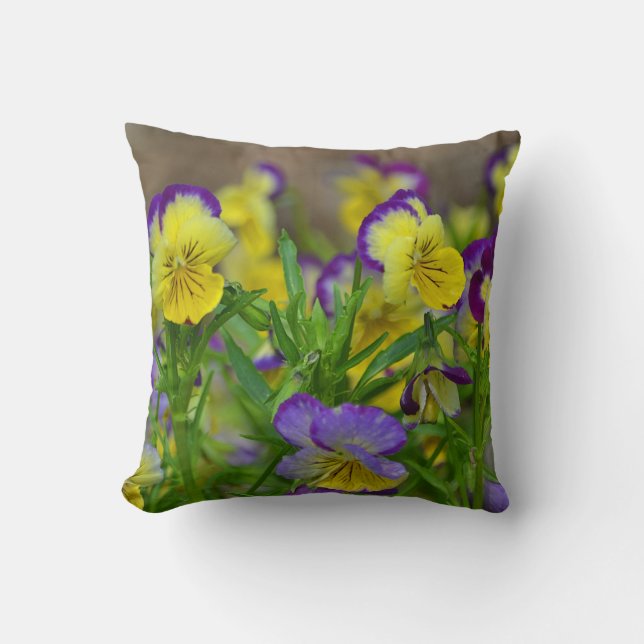 Pansy Pillow Kussen (Voorkant)