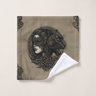 Pantervrouw – Keltische Schaduw. Pantervrouw Bad Handdoek