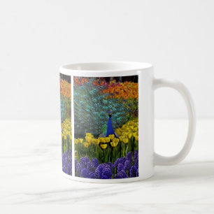 Paon dans la tasse de tulipes