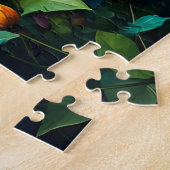 Paon dans un puzzle de jungle florale (Côté)
