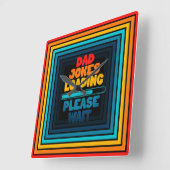 Pap Joke Loading Gelieve te wachten op mooi teksto Vierkante Klok (Hoek)