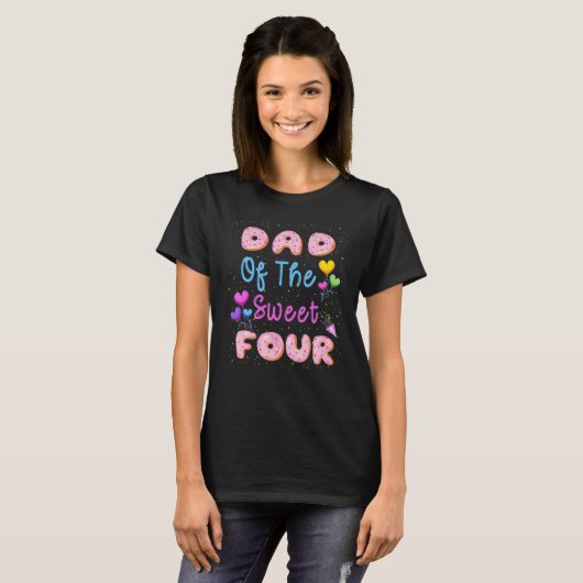 Pap van de vier zoete Donut Birthday party T-shirt (Voorkant volledig)