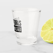 Pap van meisjes #Outnumed Shot Glas (Rechts)