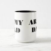 Papa de la Mug Army (Centre)