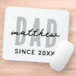 Papa Depuis 20XX Moderne Simple Preppy<br><div class="desc">Ce design simple et moderne est composé de la typographie de san serif.</div>