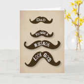 Papa Fait Une Moustache Sembler De Bonnes Cartes D (Fleur jaune)