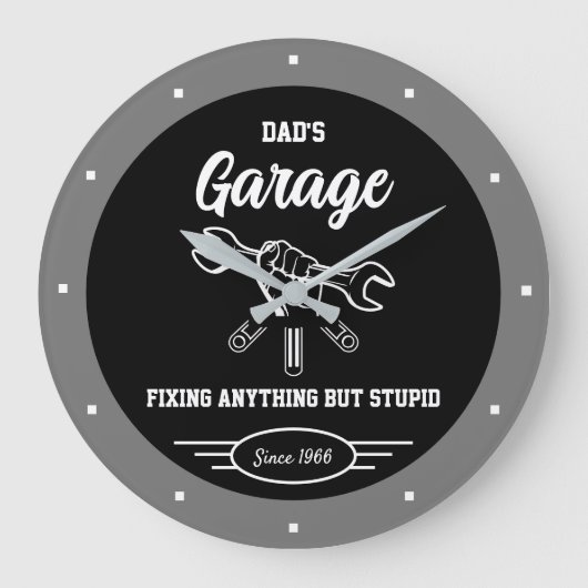 Papa is elke naam Garage Funny Slogan Hand Tools F Grote Klok (Voorkant)