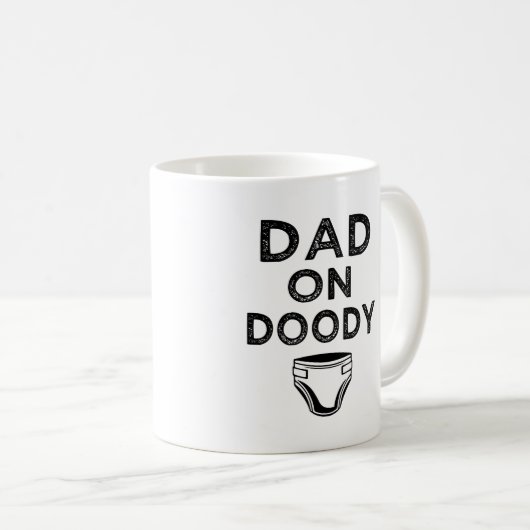 Papa op luidere doody grappige vader om mok van ma (Voorkant rechts)