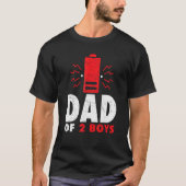 Papa van 2 twee jongens lage batterij Vaderdag T-shirt (Voorkant)