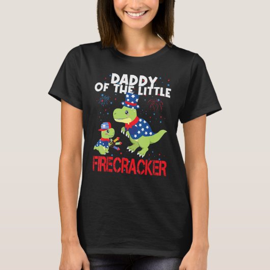 Papa van de kleine Firecracker kletst patriottisch T-shirt (Voorkant)