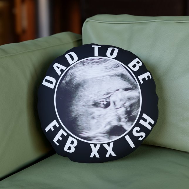 Papa wordt Custom Ultrasound Photo Round Pillow Rond Kussen (Surprise Dad to be with this pillow! Just upload your  photo and add a due date)