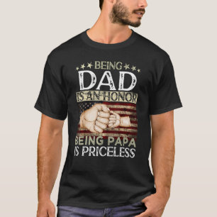 Papa zijn is een eerbetoon dat papa's zijn het bes t-shirt