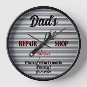 Papa's Garage Reparatie Shop Wandklok