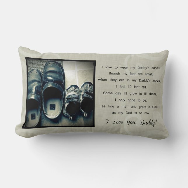 Papa's Shoes Pillow Kussen (Voorkant)