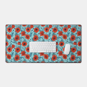 Papavers, rood en blauw op zwembad blauw bureaumat (Keyboard & Muis)