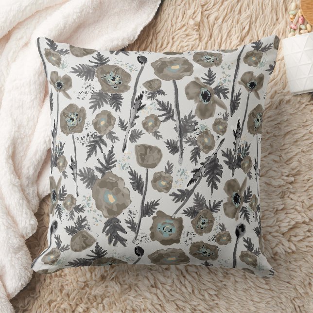 Papavers Waterverf bloemmotief Kussen (Poppies Modern Gray Blue Watercolor Floral Pattern Throw Pillow from Jenn Steffen Studio Posies. )